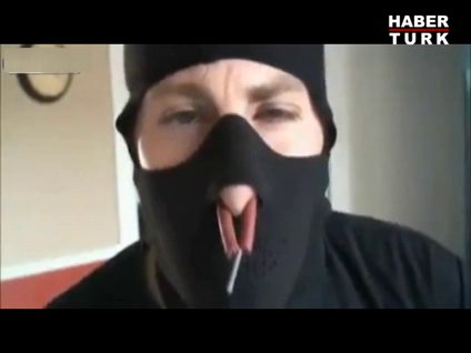 Burnunda torpil patlattı!