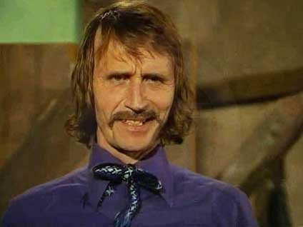 Yeşilçam'ın usta oyuncusu Süheyl Eğriboz hayatını kaybetti