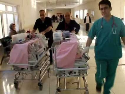 Hatice Gümüş çift rahimden 2 bebek dünyaya getirdi