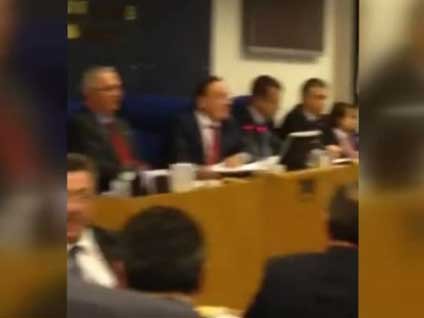 Adalet Komisyonu'nda kavga çıktı