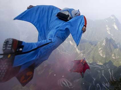 Wingsuit Türkiye'de hızla yayılıyor