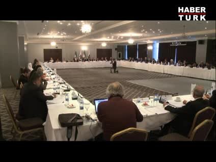 Suriyeli Muhalifler ile Esad rejimi aynı masada