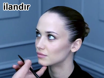 Mat ve belirgin göz makyajının sırrı!
