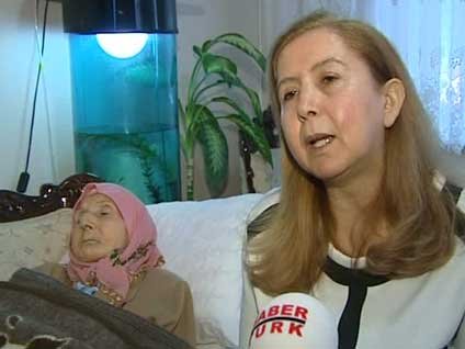 Hasta annesine bakmak için evde bakım maaşı istiyor
