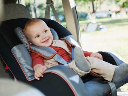 Özel araçlarda bebek koltuğu bulundurmak şart