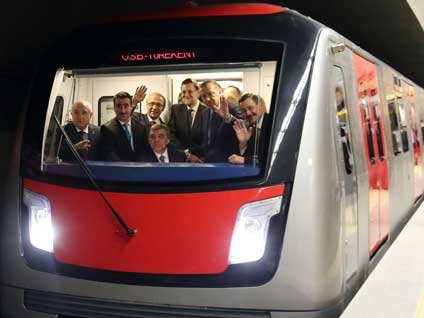 Ankara'da Batıkent-Sincan metro hattı açıldı