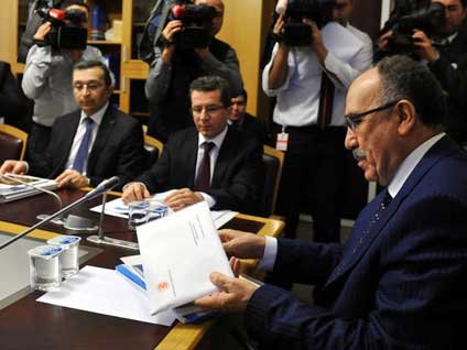 Demokratikleşme Paketi Anayasa Komisyonu'nda kabul edildi