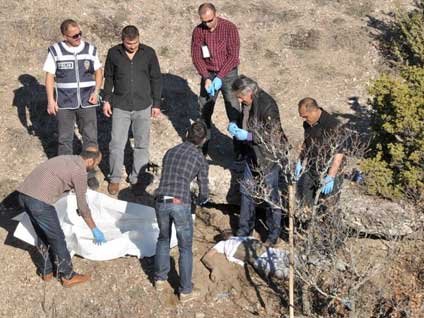 Eskişehir'de kayıp gencin cesedi dağda gömülü bulundu