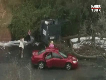 Çöp atmaları iki buçuk dakika sürdü