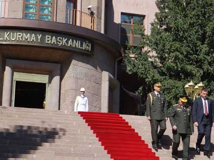 Genelkurmay Karargahında Başbakan'a Suriye brifingi