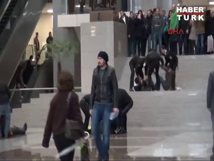 Çağlayan Adalet Sarayı'nda arbede