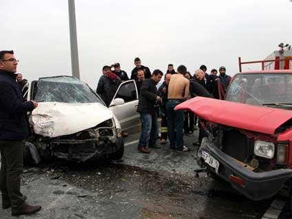 Trafik kazaları can almaya devam ediyor