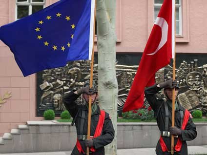 AB'ye üyelik sürecinde kritik bir adım daha atıldı