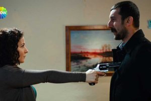 Sultan, Azer'e silah çekti / Dila Hanım