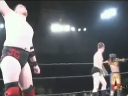 Rakibini hipnotize edip yendi!