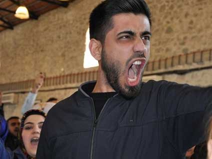 AK Parti'den istifa eden Ertuğrul Günay'a protesto şoku