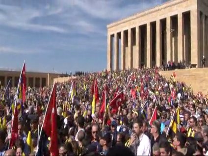 Anıtkabir'e akın!