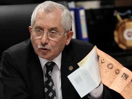 YSK'dan fazla oy pusulası basıldı açıklaması