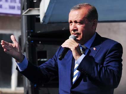 Başbakan Erdoğan'ın Van'daki konuşması dinleyenleri şaşırttı