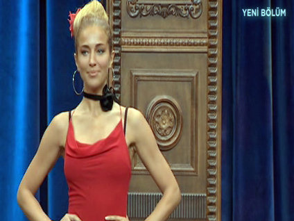 Burcu Esmersoy'u hiç böyle görmediniz!