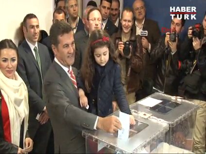 Mustafa Sarıgül oyunu kullandı