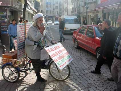 Nurettin İslam eşinden bile oy alamadı