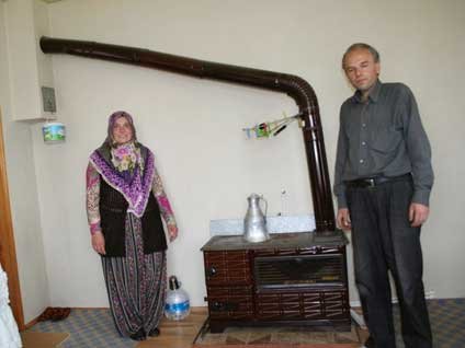 Sakaryalı mucit soba dumanıyla evin suyunu ısıtıyor