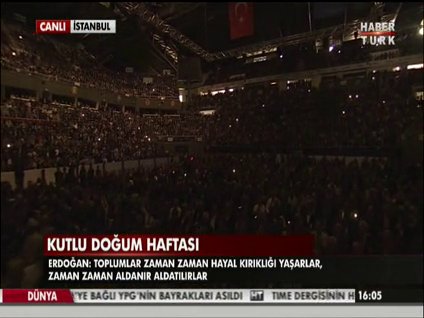 Başbakan konuşurken elektrik kesildi