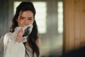 Dila Azer'i vurdu / Dila Hanım