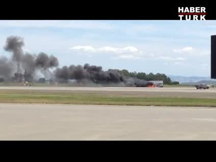 ABD'deki hava şovu pilotun son uçuşu oldu