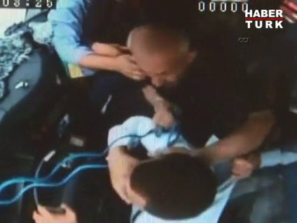 Halk otobüsünde dehşet!