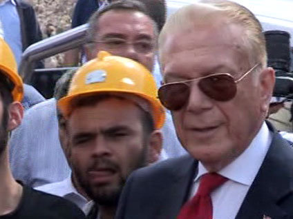 Uğur Dündar'a Soma'da şok protesto