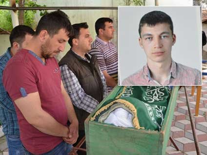 Soma faciasında vefat eden 19 yaşındaki Cemal Yıldız'ı okul arkadaşları uğurladı