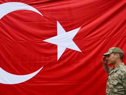 19 Mayıs buruk kutlandı