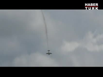 Uçak gösterisi felakete dönüştü