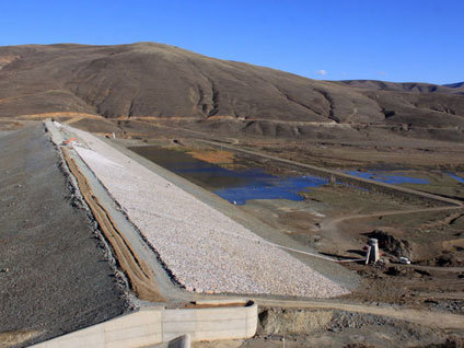 Bayburt Barajı'nda 2050 yılına kadar yetecek su 1 yılda tükendi