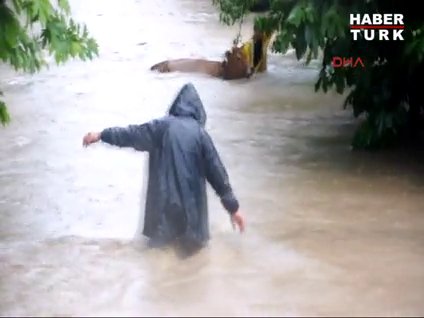 Selin ortasında mahsur kaldı