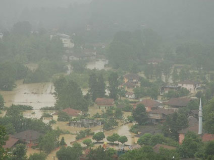 Melen Çayı taştı