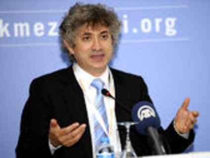 Prof. Ömer Özkan Türkiye'nin organ nakillerindeki başarısını anlattı