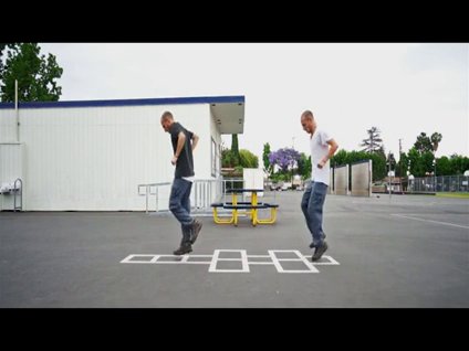 Kendi kendini kovaladı!