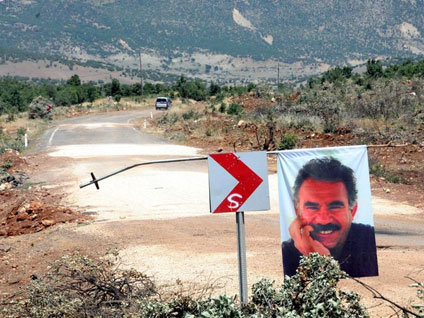 KCK'nın çağrısı üzerine Diyarbakır-Bingöl karayolu ulaşıma açıldı