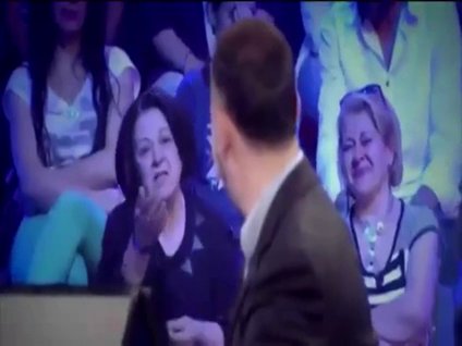 Annesinden fırça yiyen yarışmacı