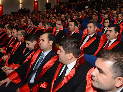 Yeni yargı paketi yasalaştı