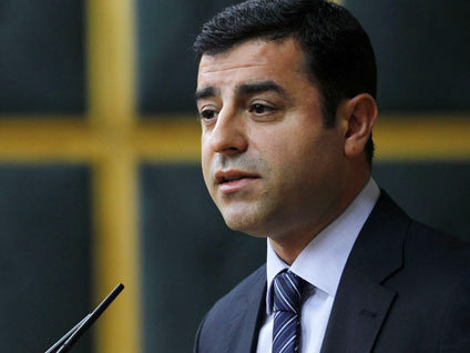 Selahattin Demirtaş uzun bir aradan sonra yeniden kürsüye çıktı