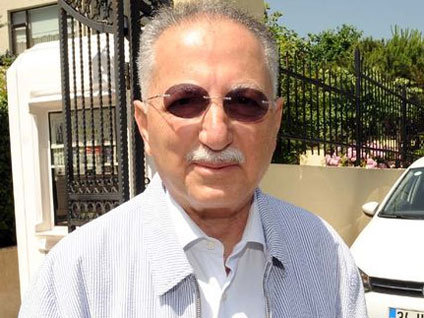 Ekmeleddin İhsanoğlu'nun seçimde izleyeceği yol haritası belli oldu