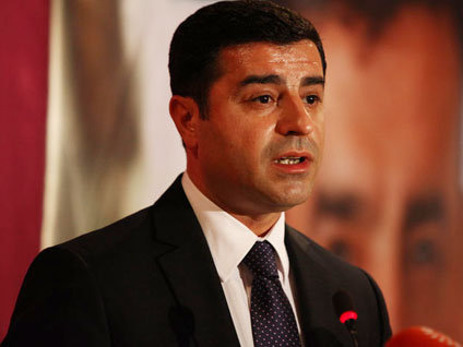 Selahattin Demirtaş'ın Köşk adaylığı böyle açıklandı