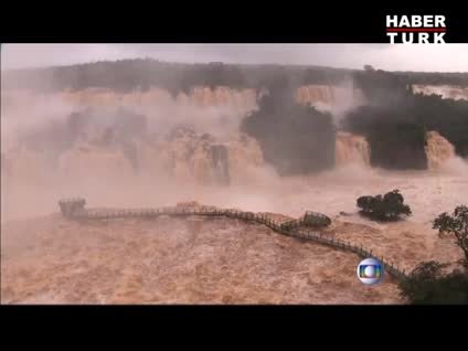 Brezilya'nın güneyinde su rekor seviyeye yükseldi