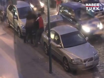 Sokakta kadın kaçırma girişimi!