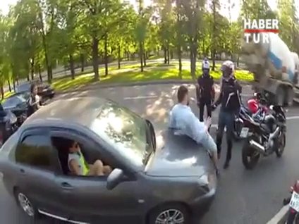 Büyük kavga evlilik teklifine dönüştü