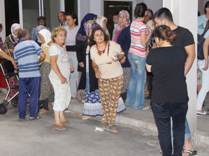 Aydın'da öfkeli koca önüne gelene kurşun yağdırdı